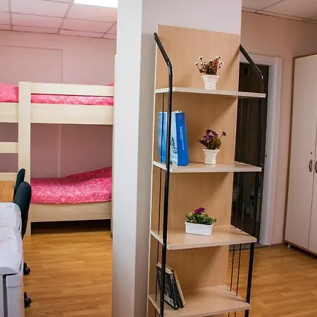 Hostel Adora Ladies Caters To Women Only Stambuł